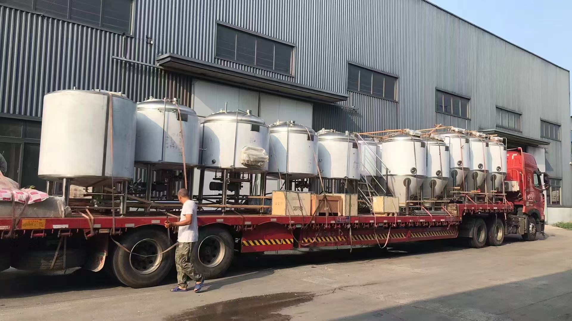 营口精酿啤酒设备厂—精酿啤酒设备